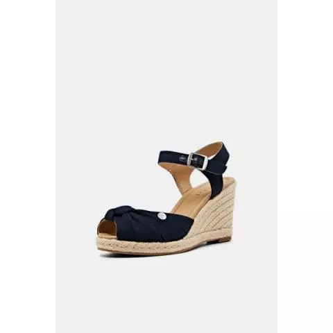 Esprit sleehak 2025