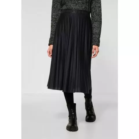Zwart plisse rokje top